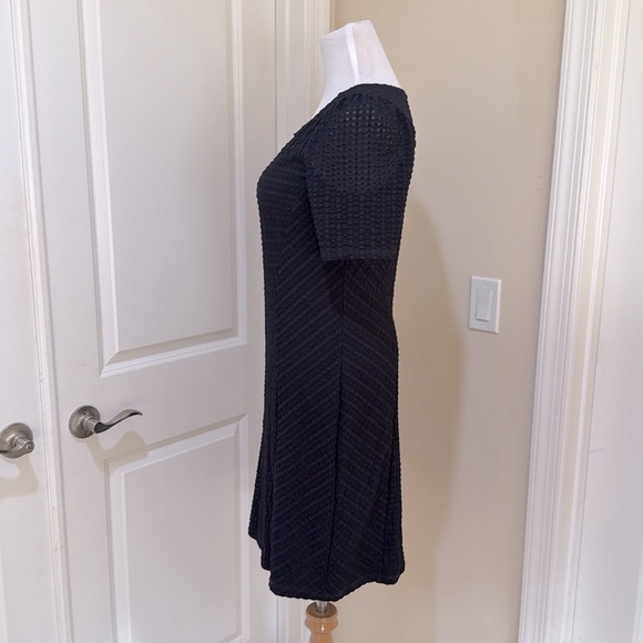 Anthropologie Maeve Cocteau Navy Short Sleeve Seersucker Sheath Dress Medium - Picture 6 of 10